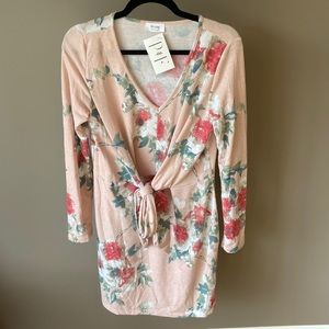 Bluivy young contemporary floral dress size small NWT